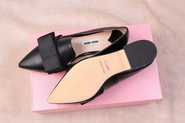 MIUMIU Shallow mouth flat shoes Women--006